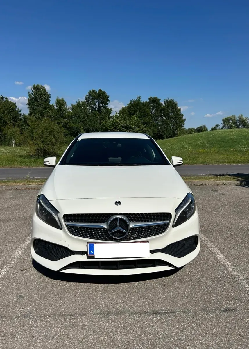 Mercedes-Benz A-Class 2017 photo 2