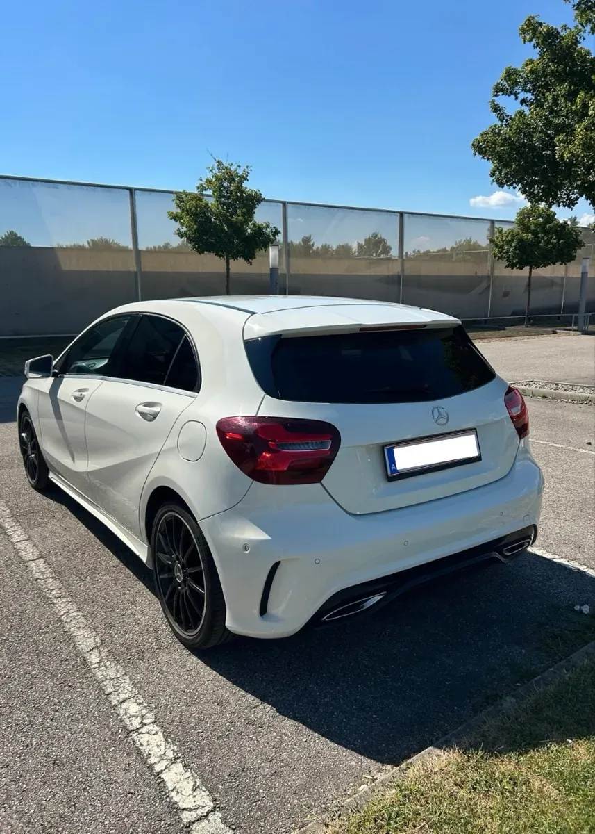 Mercedes-Benz A-Class 2017 photo 3