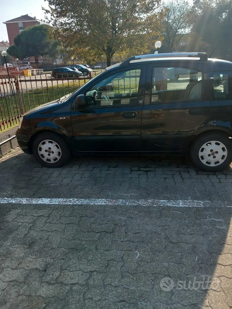 Fiat Panda 2011 photo 2