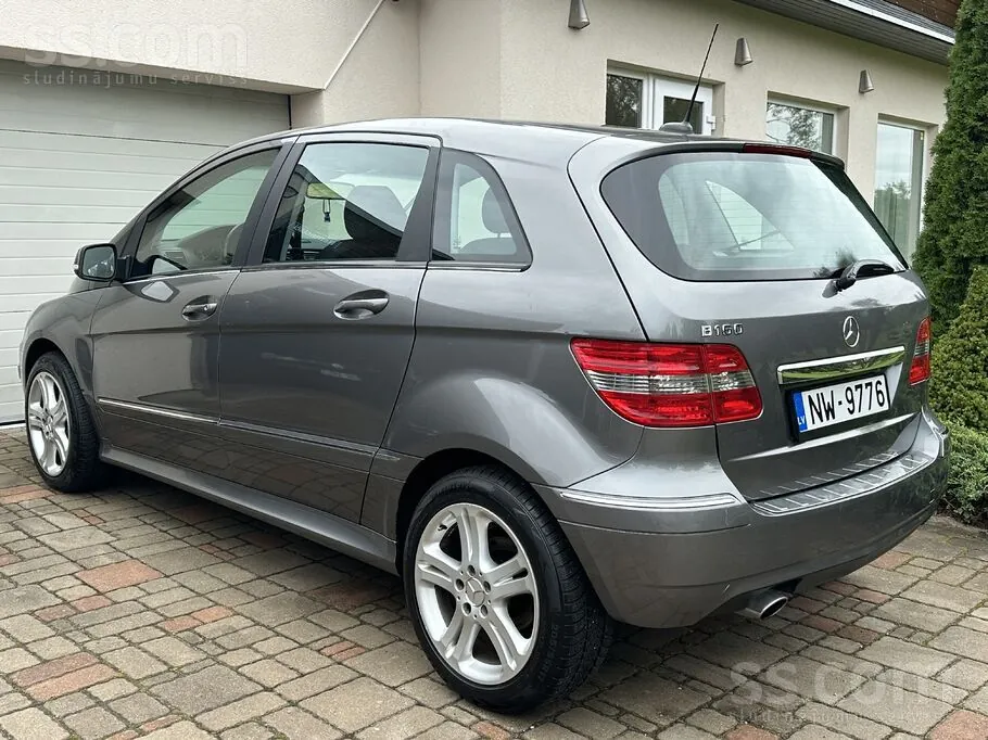 Mercedes-Benz B160 2009 photo 4