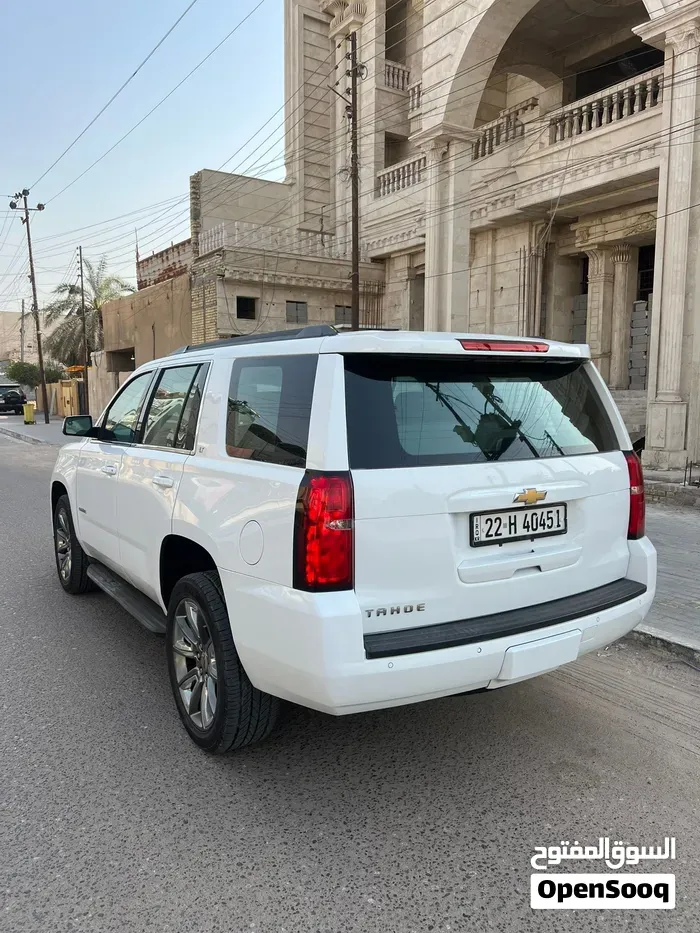 Chevrolet Tahoe 2016 photo 2