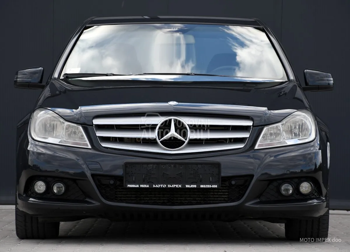 Mercedes-Benz C 250 2011 photo 5