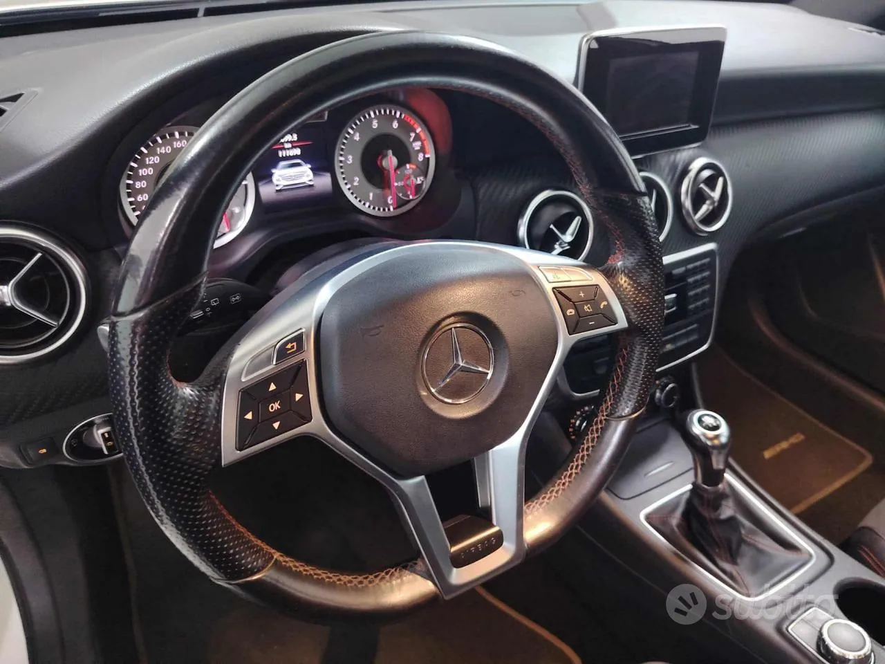Mercedes-Benz A 200 2013 photo 5