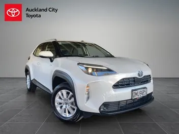 Toyota Yaris Cross 2024 photo 2