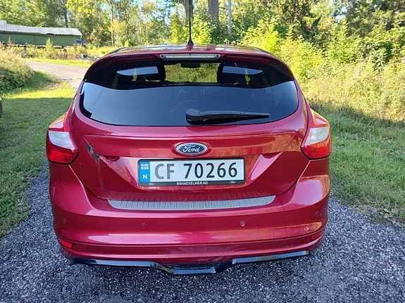 Ford Focus 2013 photo 4