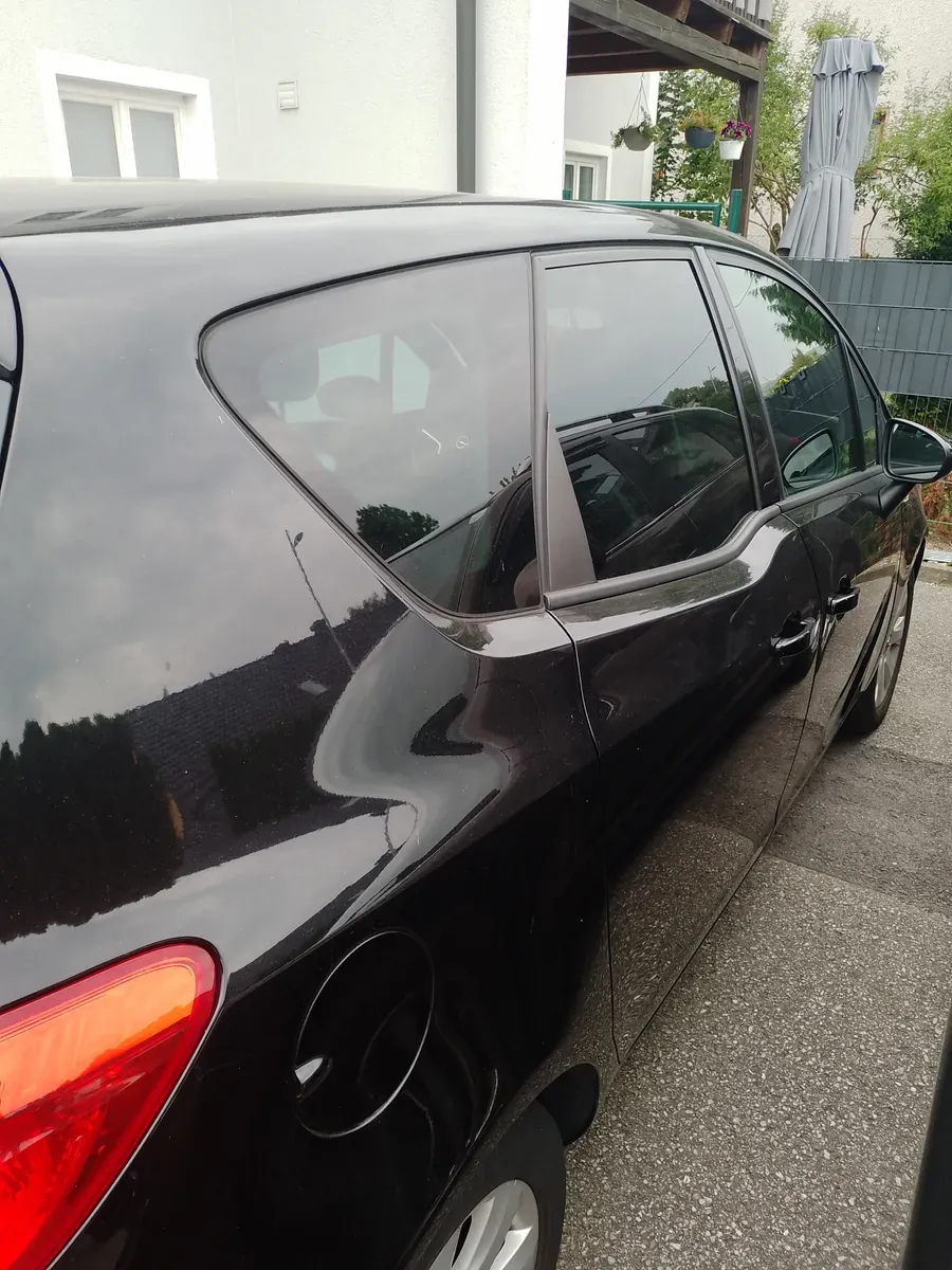 Opel Meriva 2012 photo 2