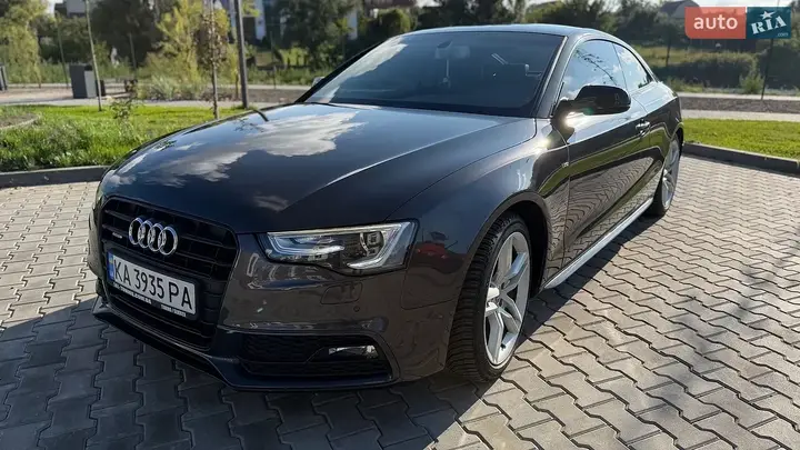 Audi A5 2014 photo 2