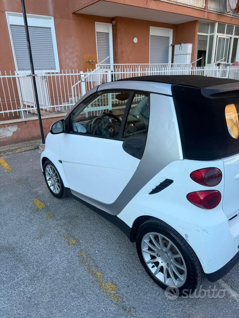 Smart Fortwo 2010 photo 4
