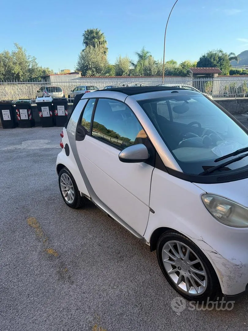 Smart Fortwo 2010 photo 2