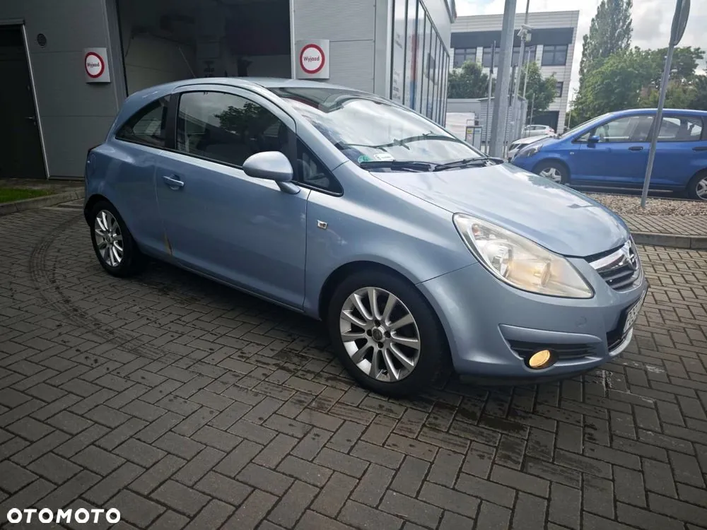 Opel Corsa 2009 photo 2