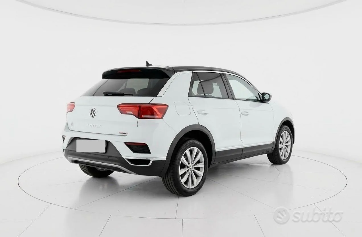 Volkswagen T-Roc 2018 photo 2