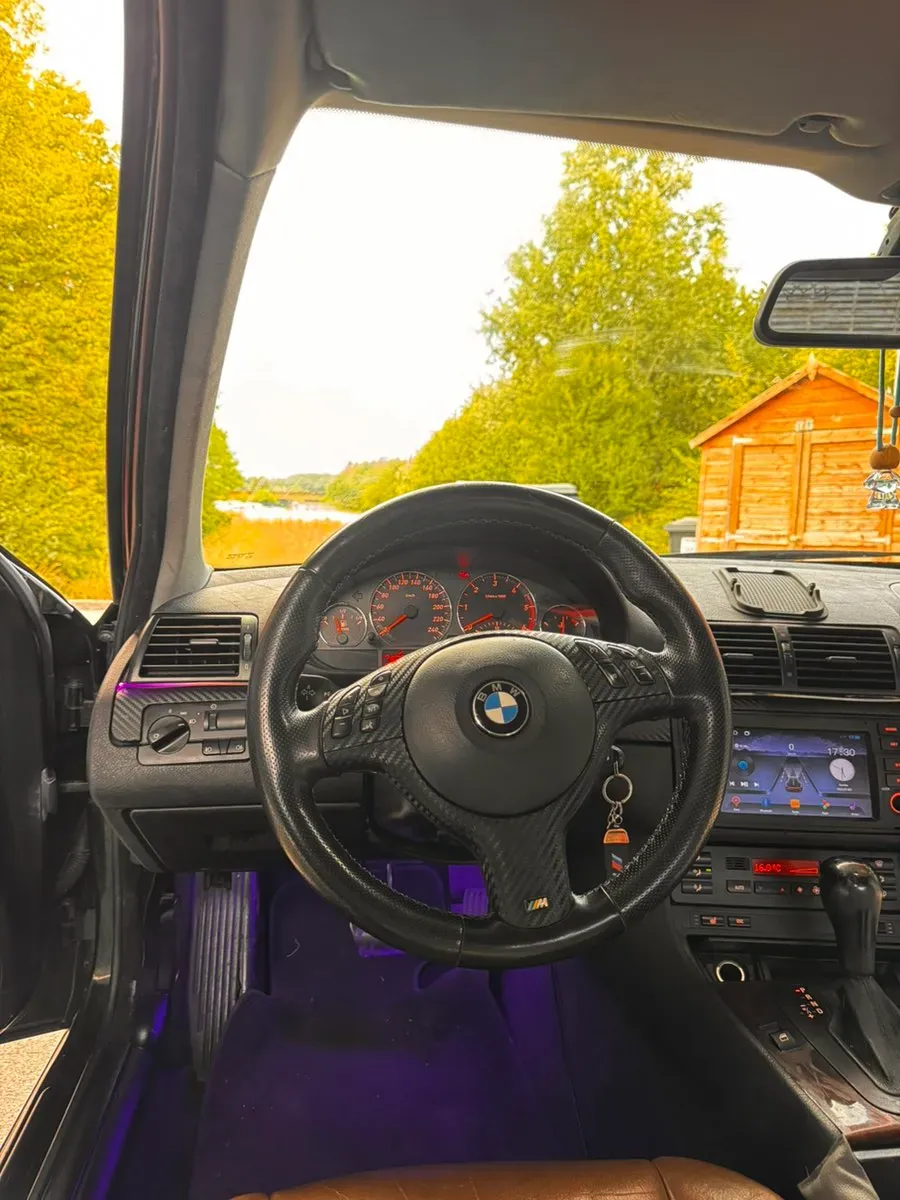BMW 3 Series 2002 photo 2