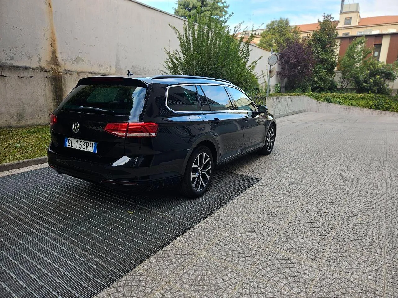 Volkswagen Passat 2019 photo 3