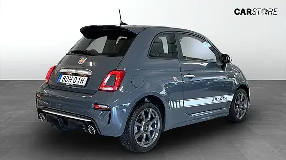 Abarth 595 2021 photo 2