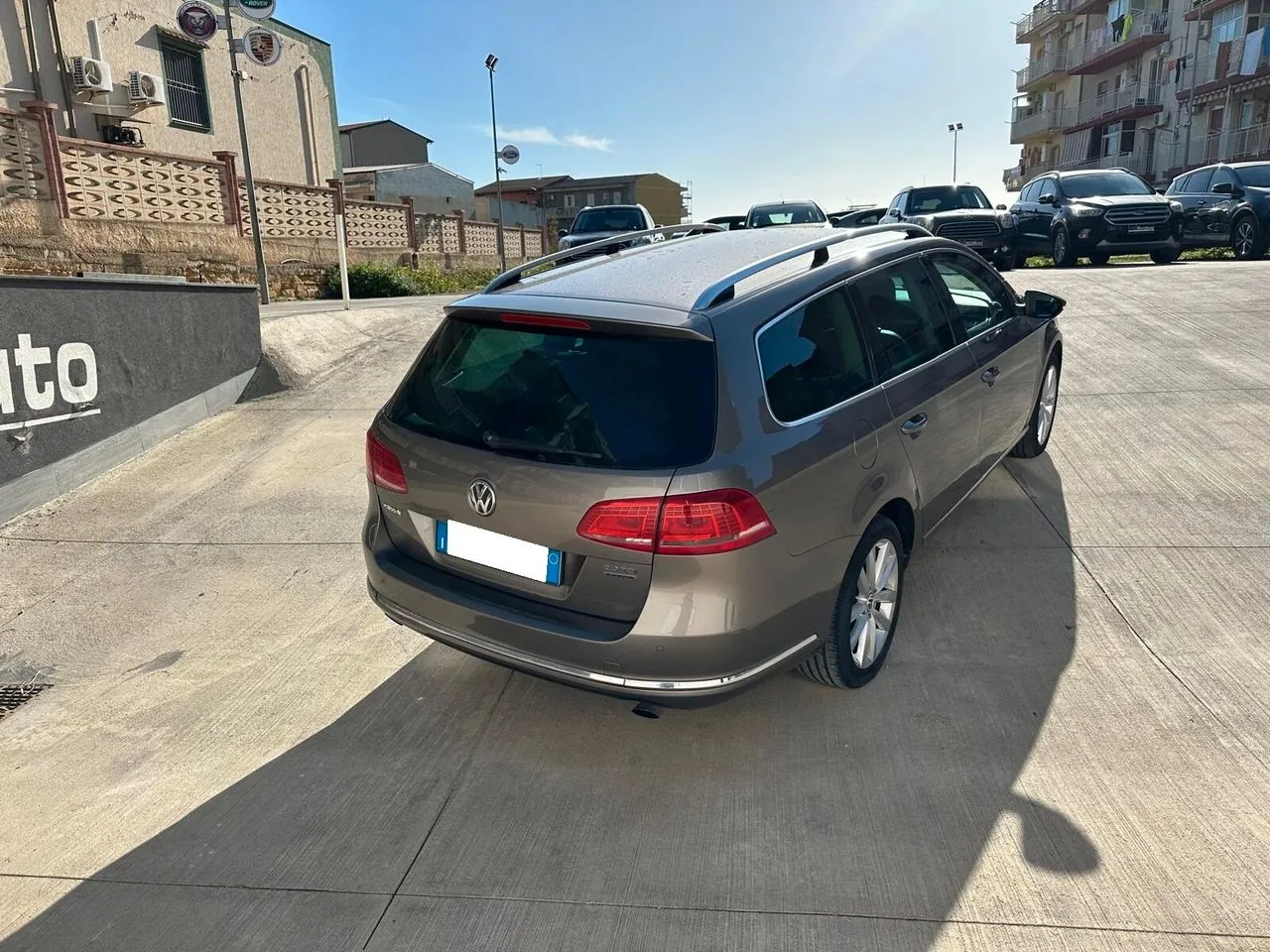 Volkswagen Passat 2011 photo 5