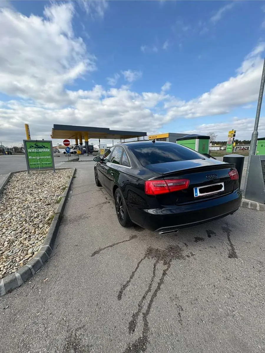Audi A6 2011 photo 2