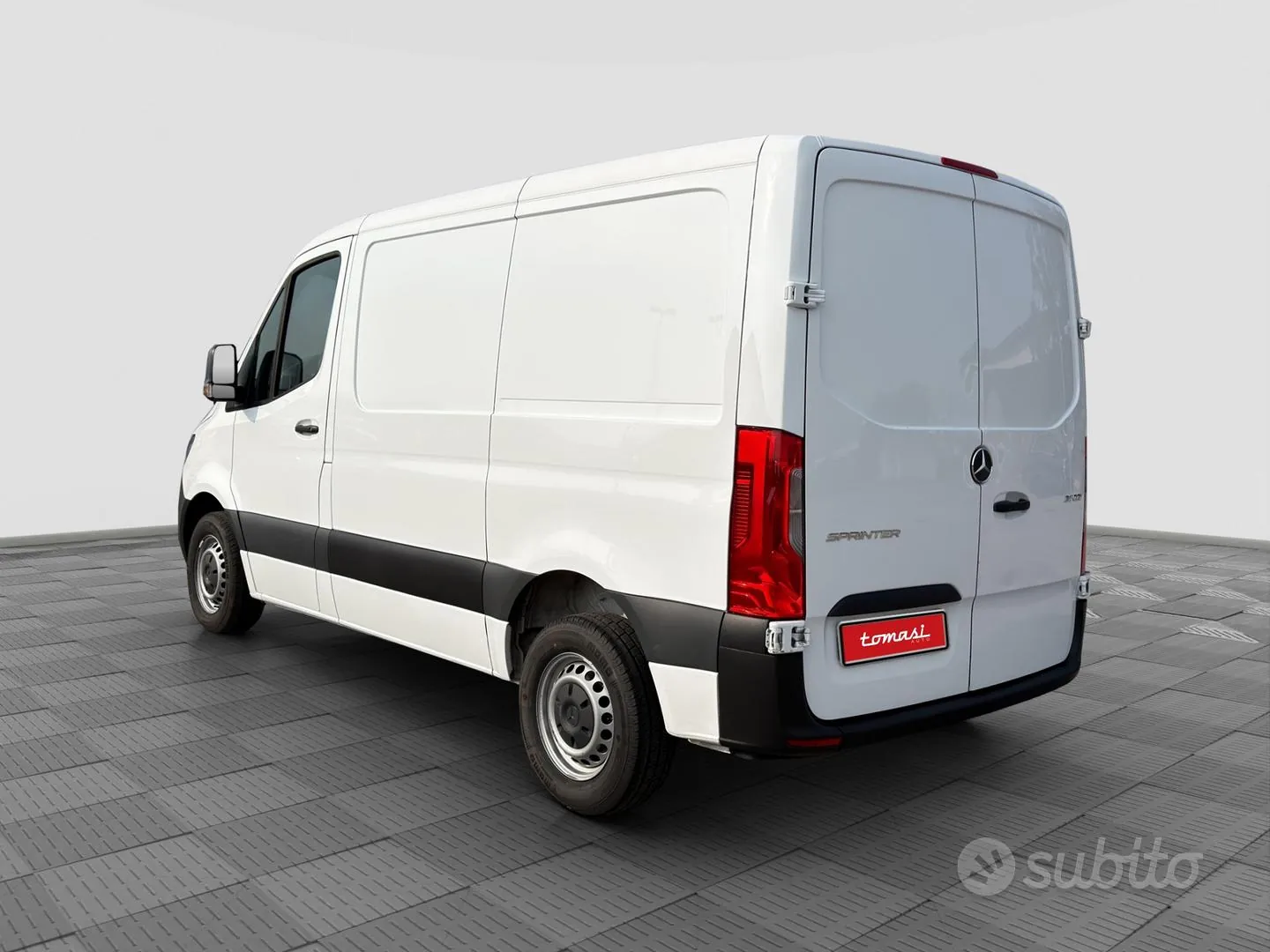 Mercedes-Benz Sprinter 2024 photo 3