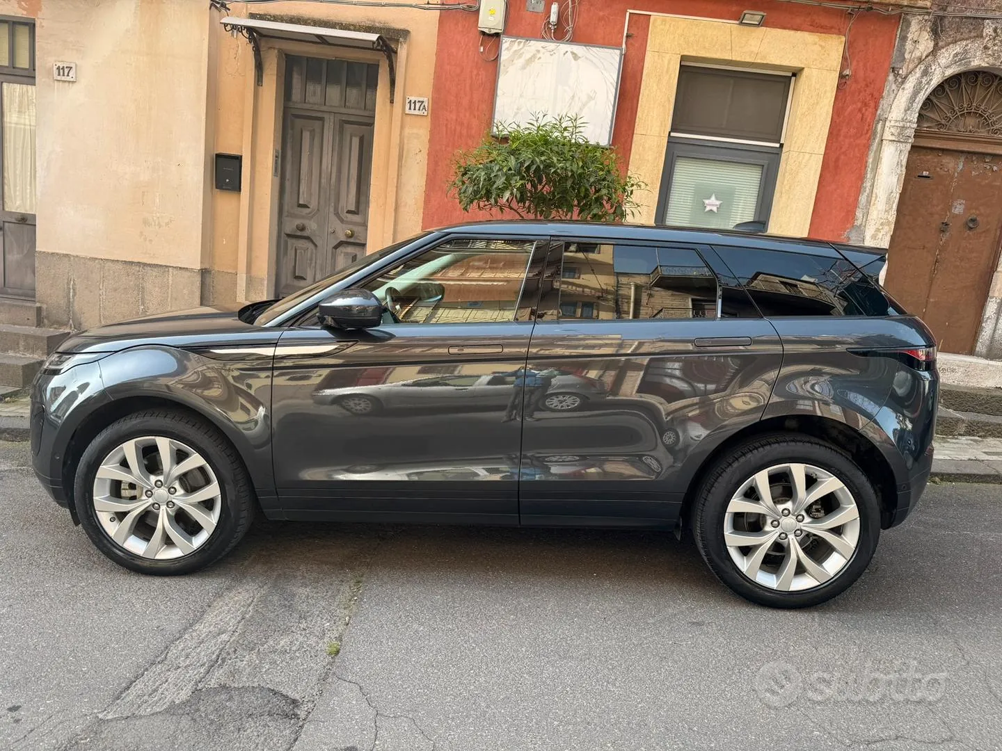 Land Rover Evoque 2020 photo 4