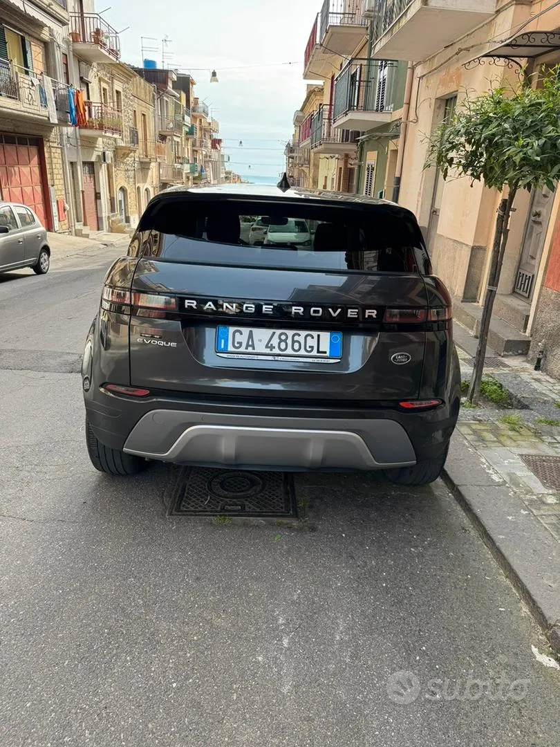 Land Rover Evoque 2020 photo 5