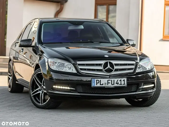 Mercedes-Benz C-Class 2011 photo 4