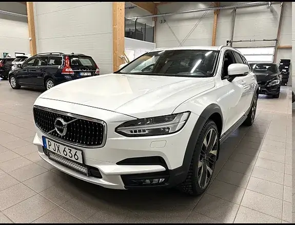 Volvo V90 Cross Country 2018 photo 3