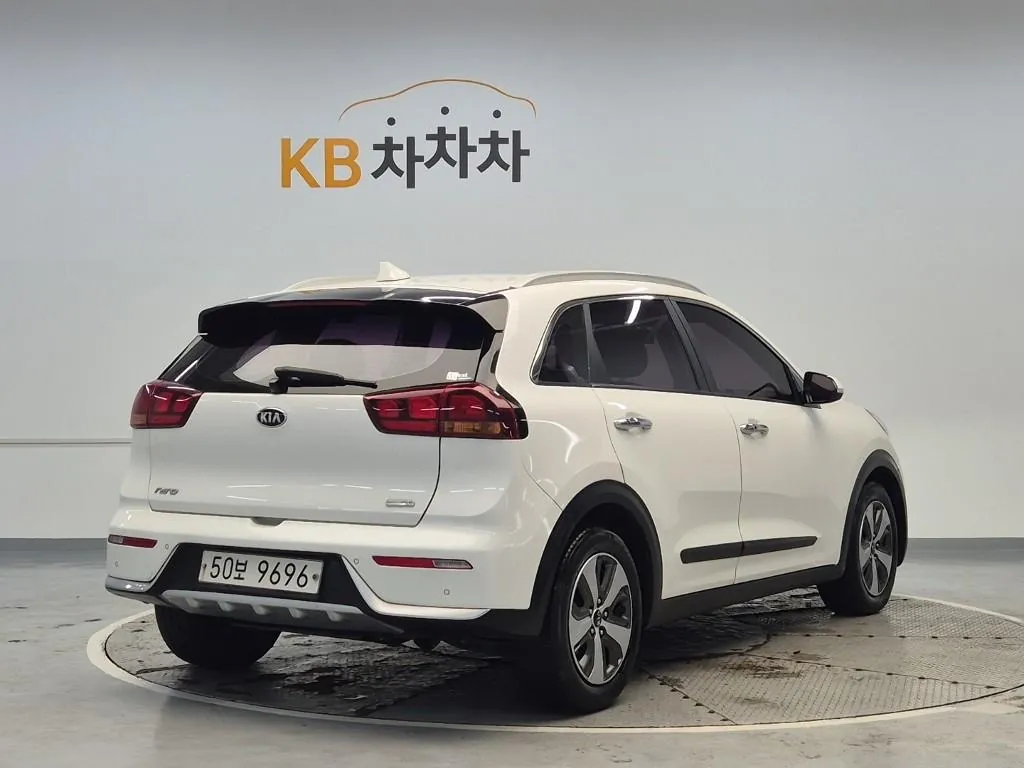 Kia Niro 2017 photo 3