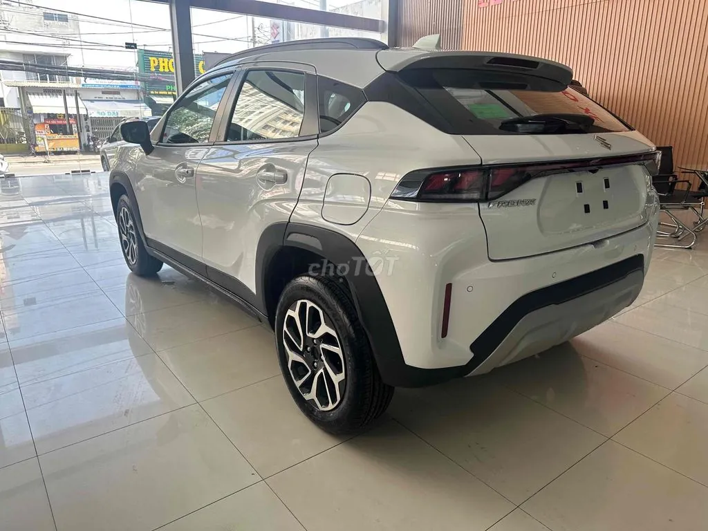 Suzuki Fronx 2025 photo 5