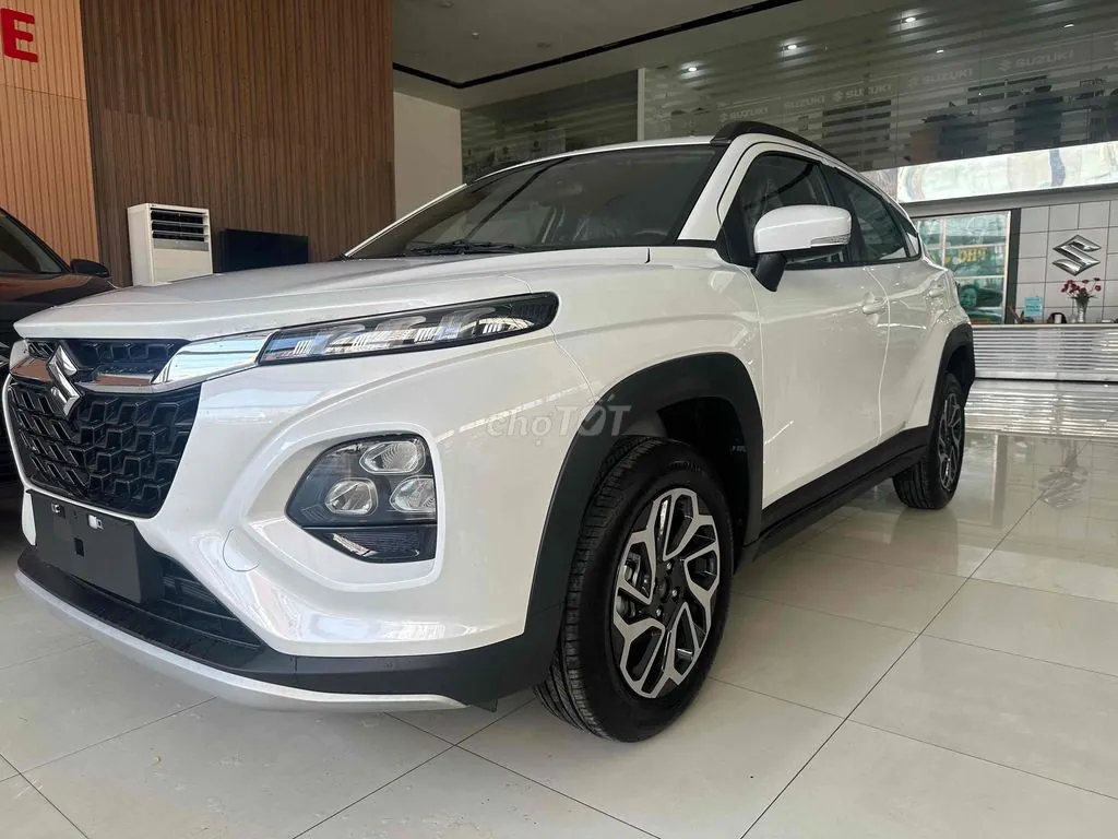 Suzuki Fronx 2025 photo 2