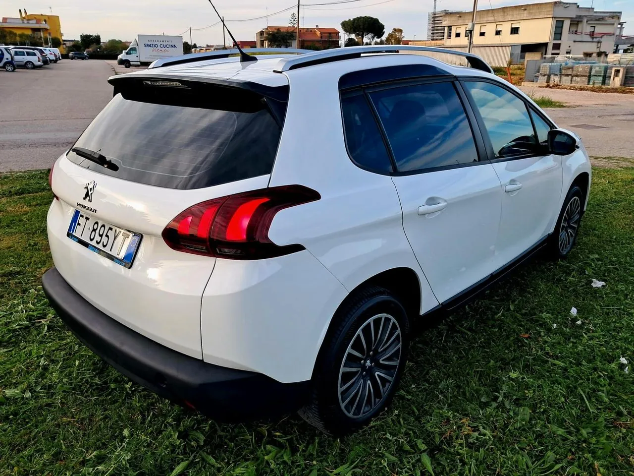 Peugeot 2008 2019 photo 5