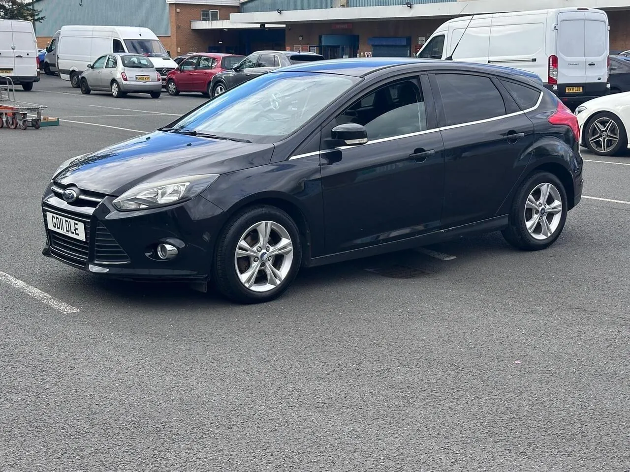 Ford Focus 2011 photo 2