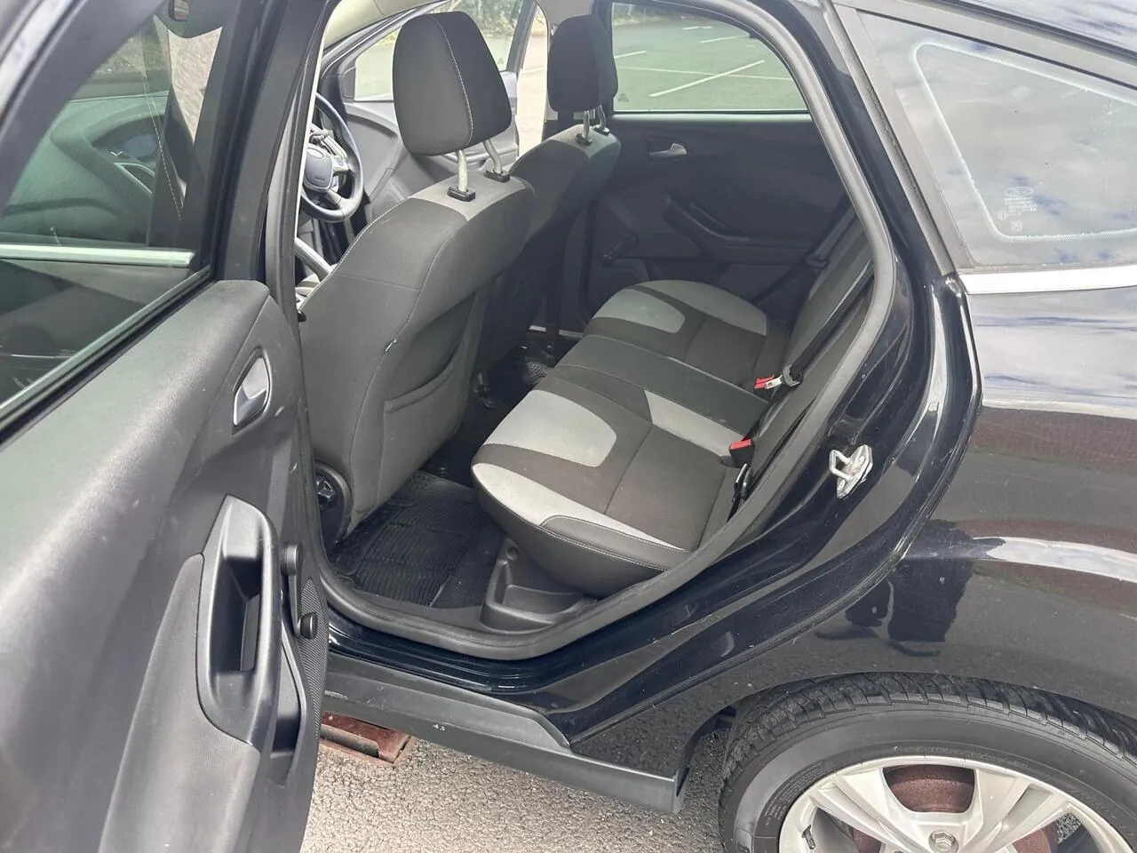 Ford Focus 2011 photo 5