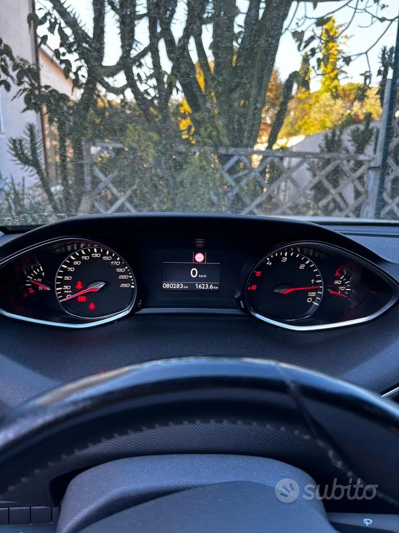 Peugeot 308 2018 photo 4