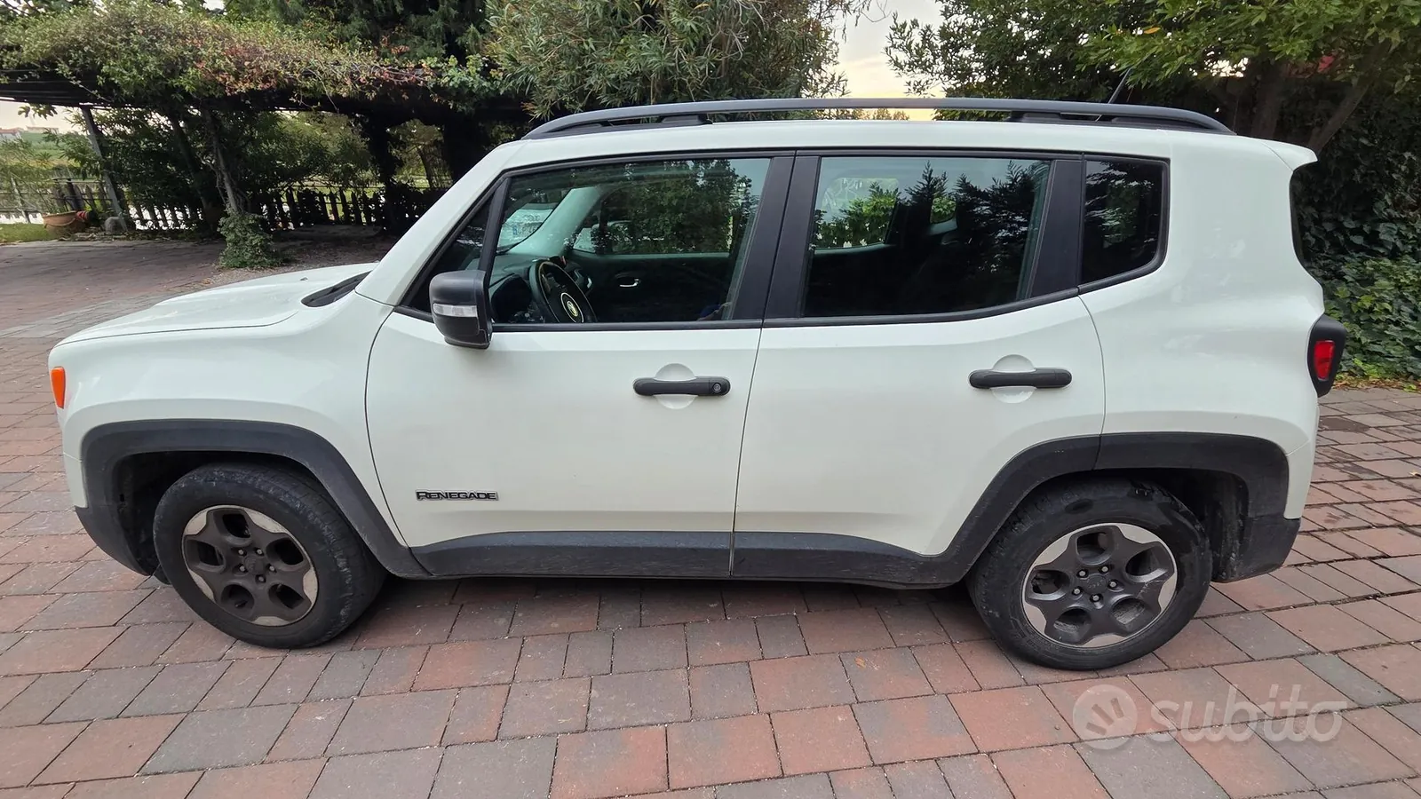 Jeep Renegade 2017 photo 3