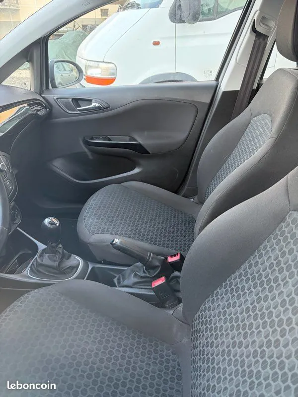 Opel Corsa 2018 photo 2