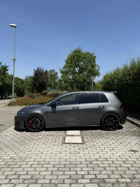 Volkswagen Golf 2018 photo 3