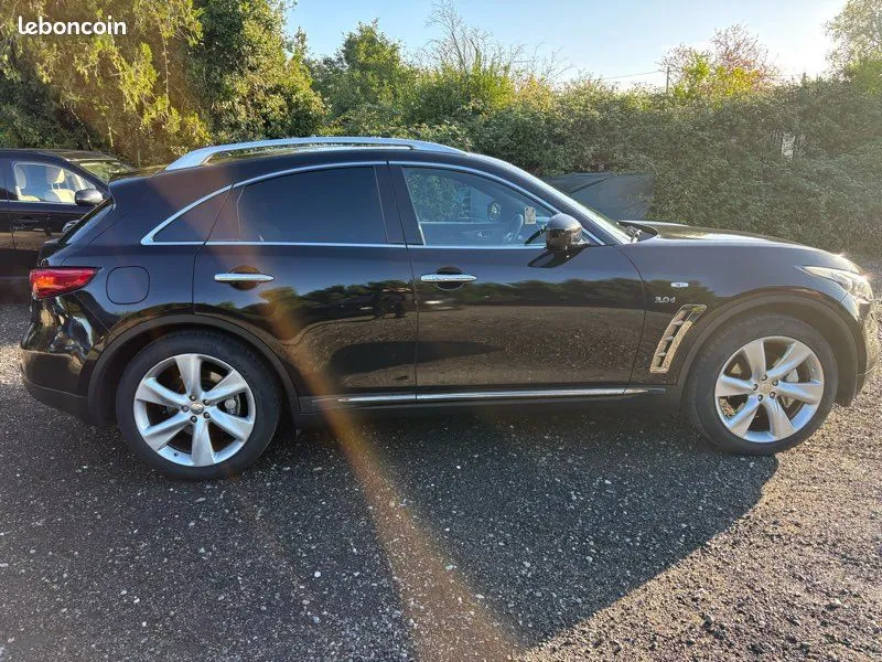 Infiniti Qx70 2014 photo 2