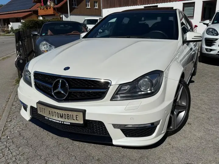 Mercedes-Benz C 63 Amg