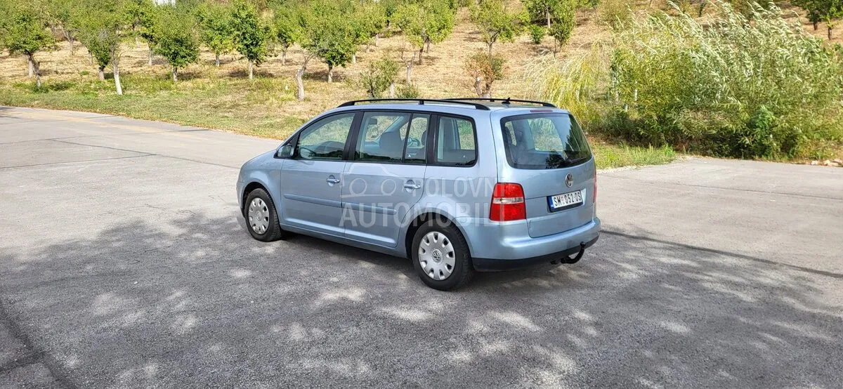 Volkswagen Touran 2006 photo 5