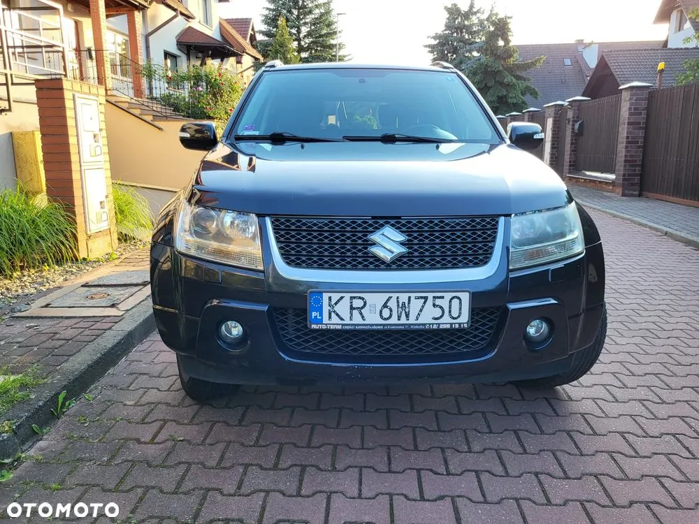 Suzuki Grand Vitara 2012 photo 2