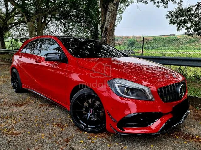 Mercedes-Benz A180