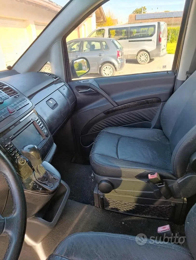 Mercedes-Benz Viano 2009 photo 5