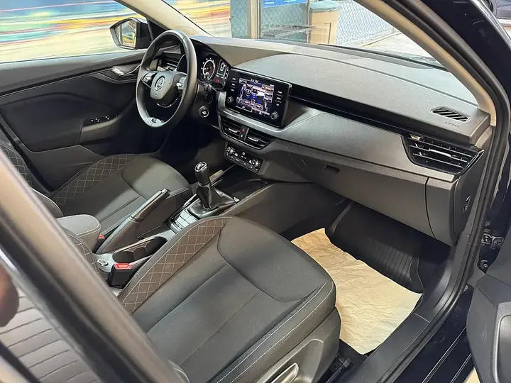 Skoda Scala 2023 photo 2