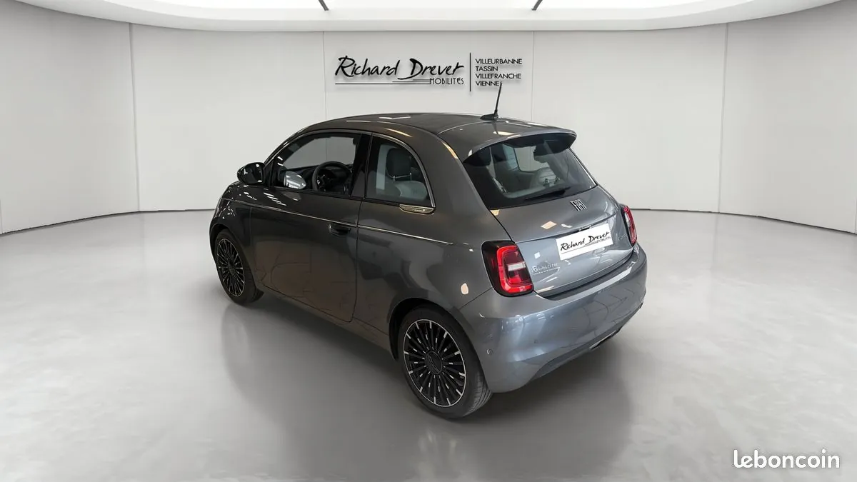 Fiat 500 2020 photo 3