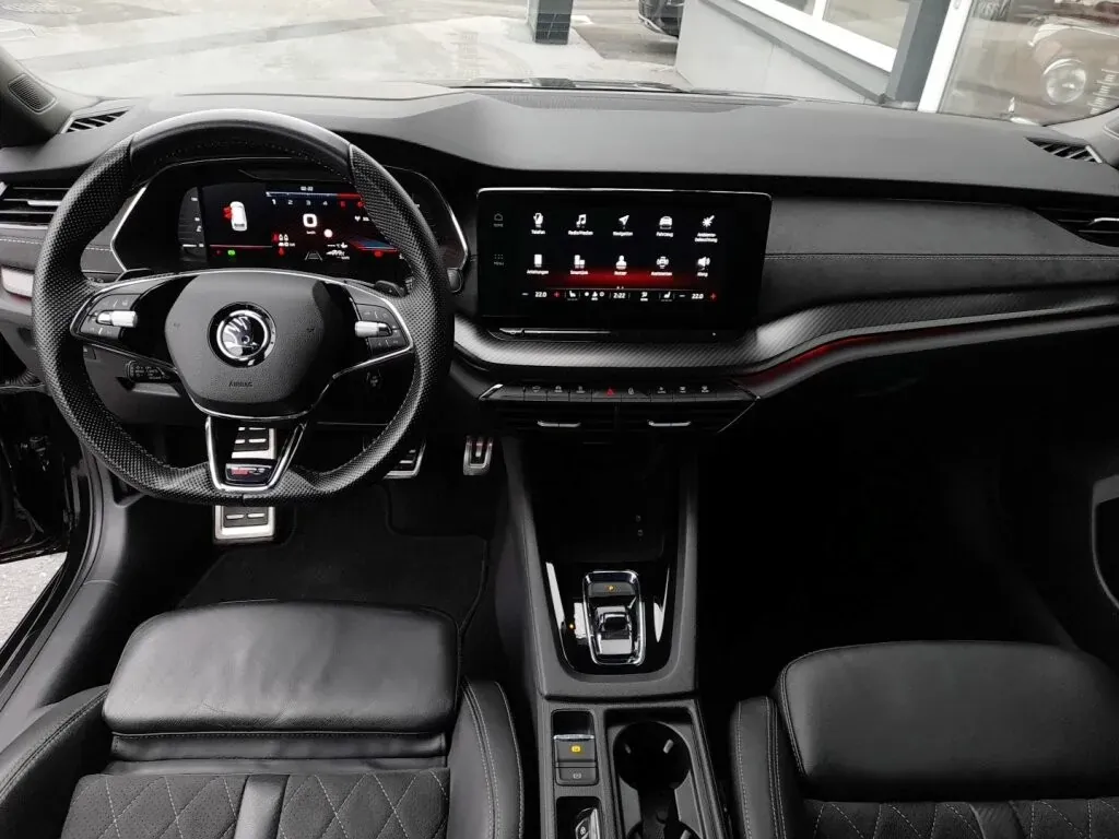 Skoda Octavia 2022 photo 3