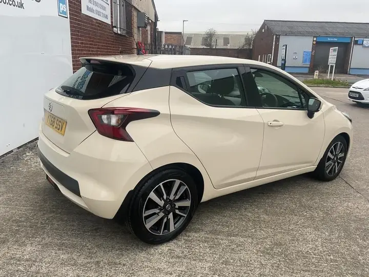 Nissan Micra 2018 photo 5