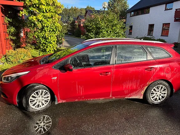 Kia Ceed 2012 photo 5