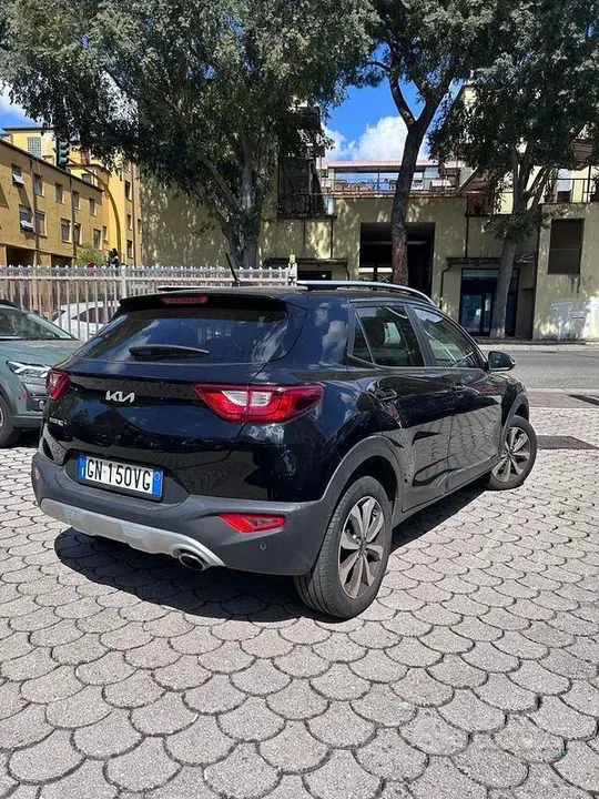Kia Stonic 2023 photo 4