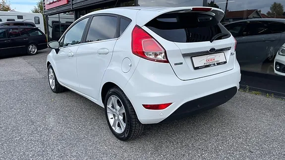Ford Fiesta 2014 photo 5