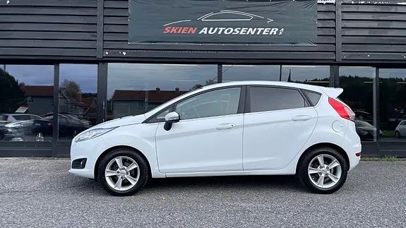 Ford Fiesta 2014 photo 2