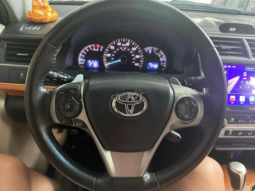 Toyota Camry 2012 photo 4